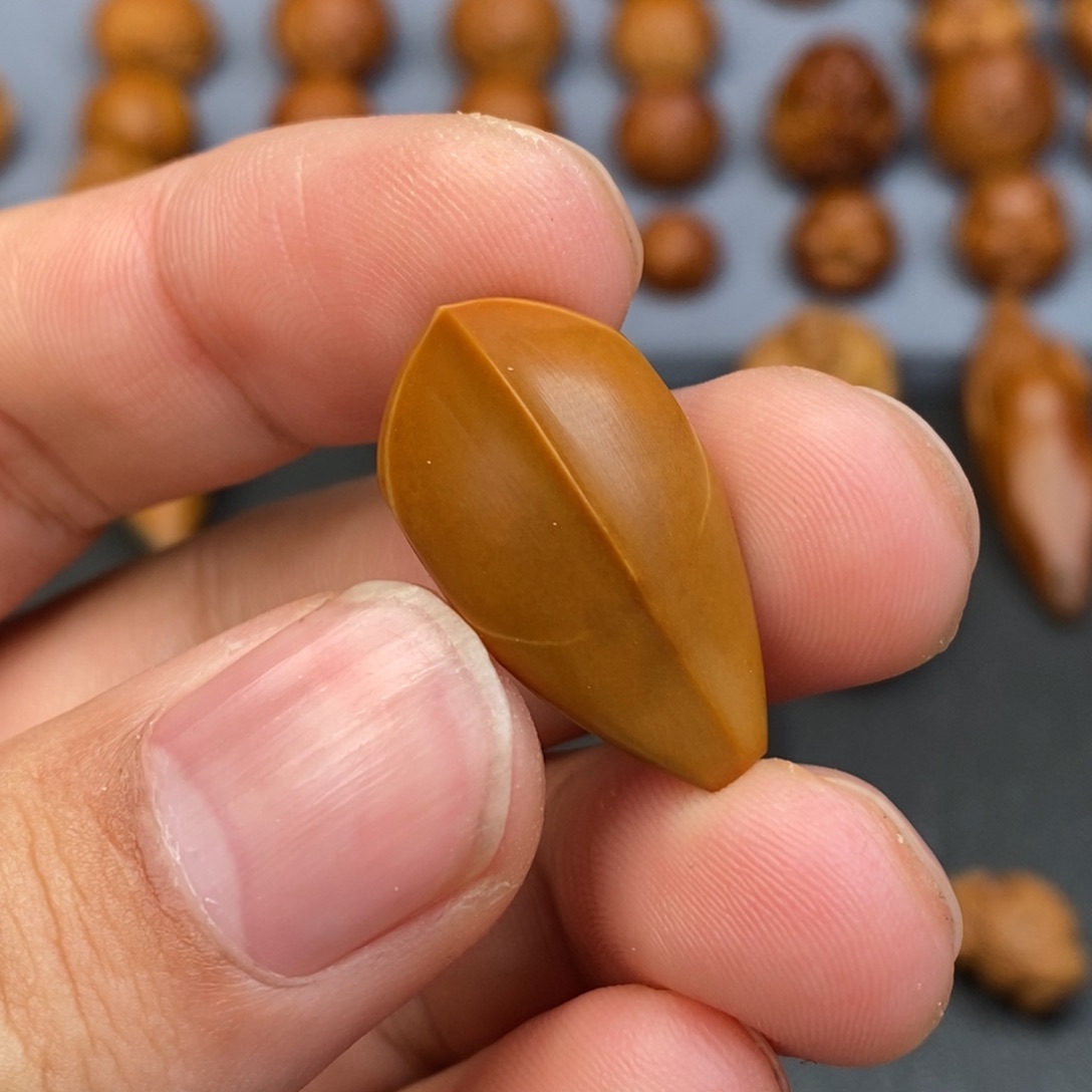 橄榄核手串/手链三通