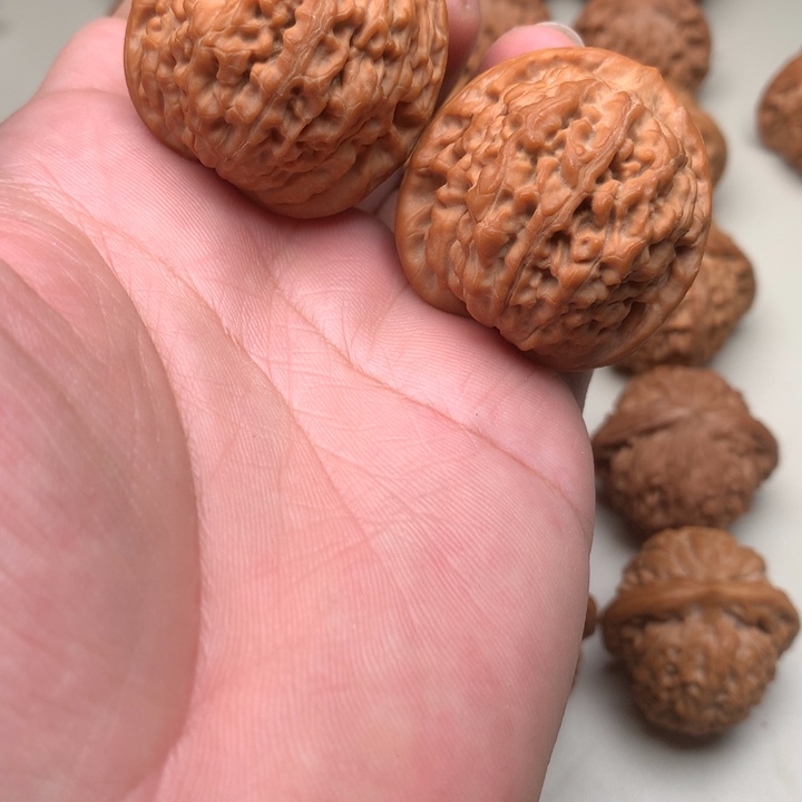 文玩核桃吊坠莲花38