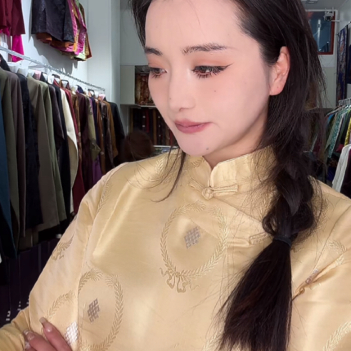 莫本衬衣百搭时尚显瘦