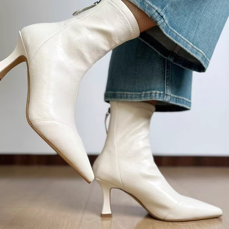 细跟短靴女2025年新款秋冬季尖头气质简约纯色后拉链中筒靴不累脚