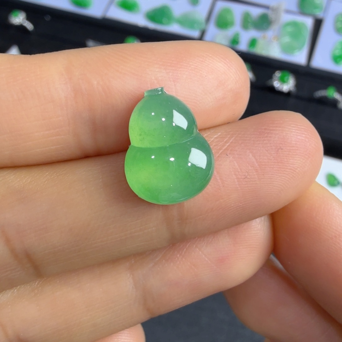 翡翠吊坠(不含链)未镶嵌葫芦