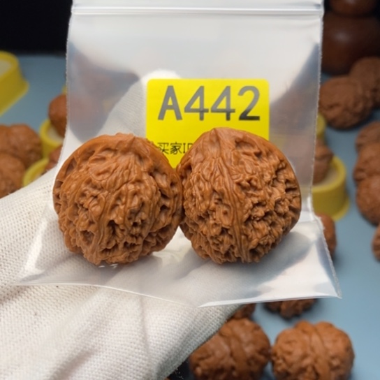脚***岩吊坠文玩核桃南将石37 37