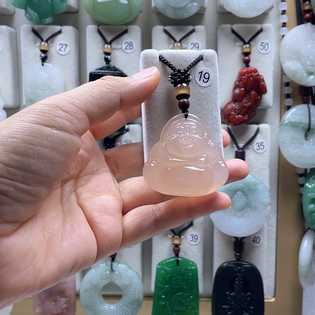 玛瑙/玉髓颈饰未镶嵌