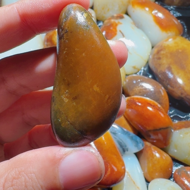 和田玉未镶嵌挂件20克