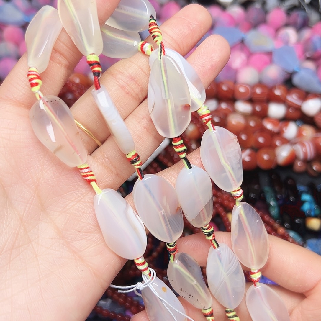 玛瑙/玉髓合金珠宝半成品C660 15*28mm天然白玛瑙扭片一条