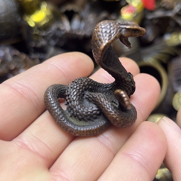 诚信经营精美铜器