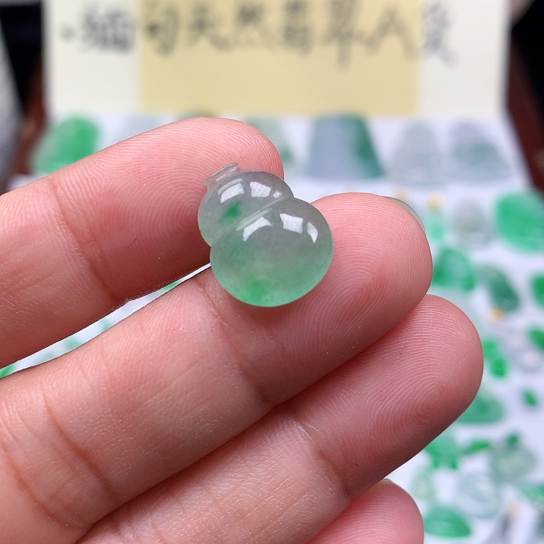 翡翠裸石缅甸天然A货翡翠冰种葫芦