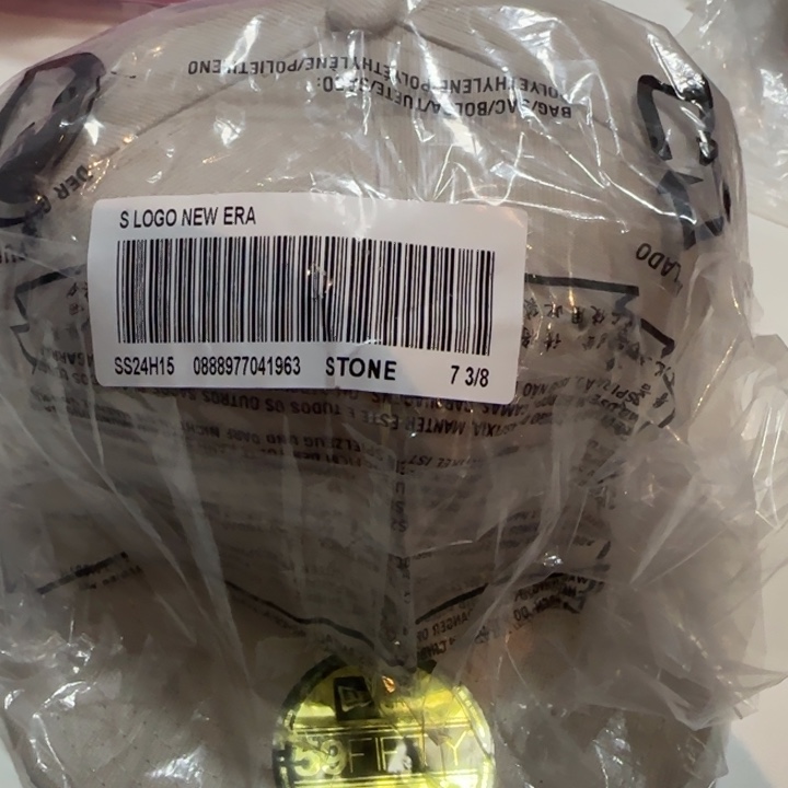 绵羊毛sup 738 十字钉 棒球帽