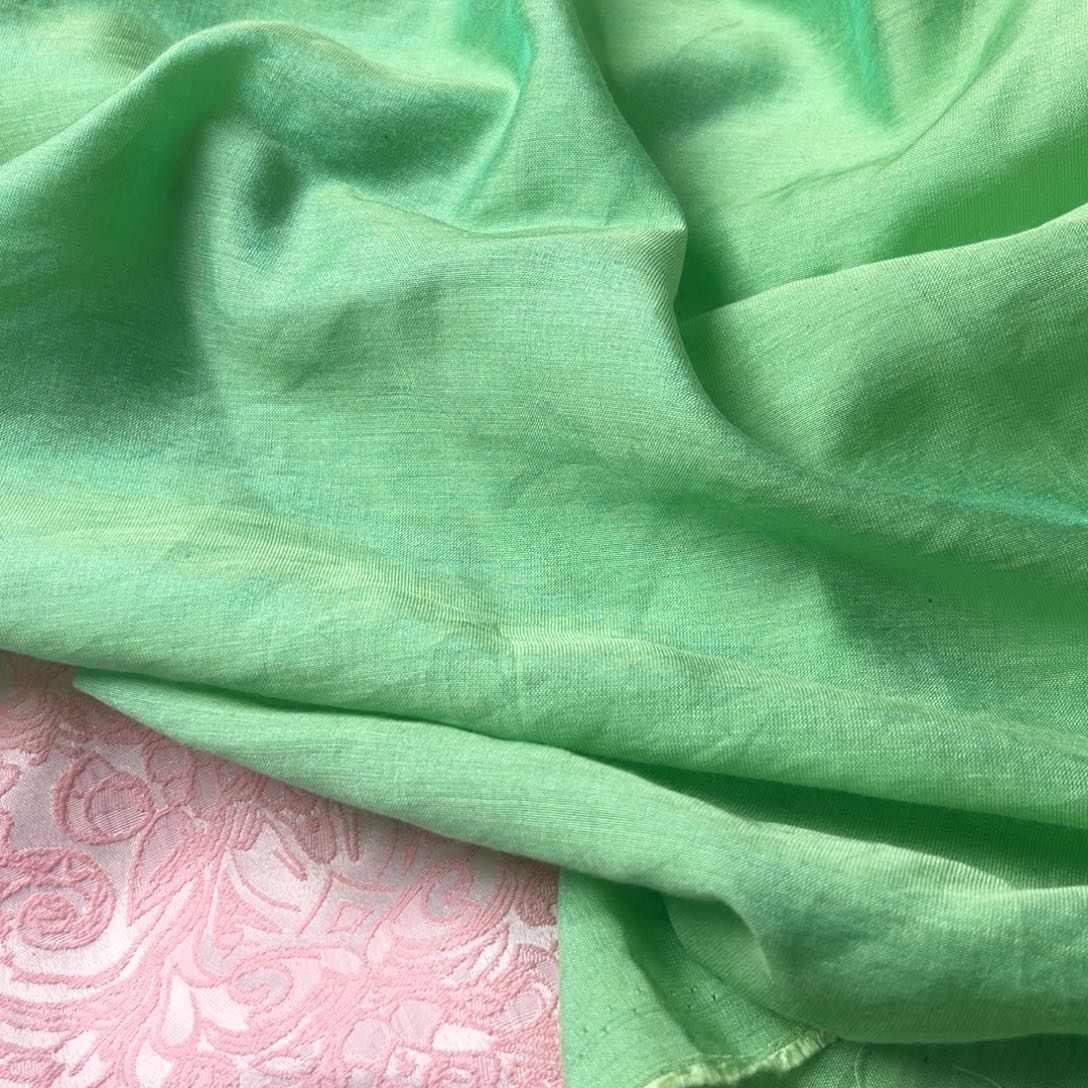 混纺绿色人鱼姬3米。     