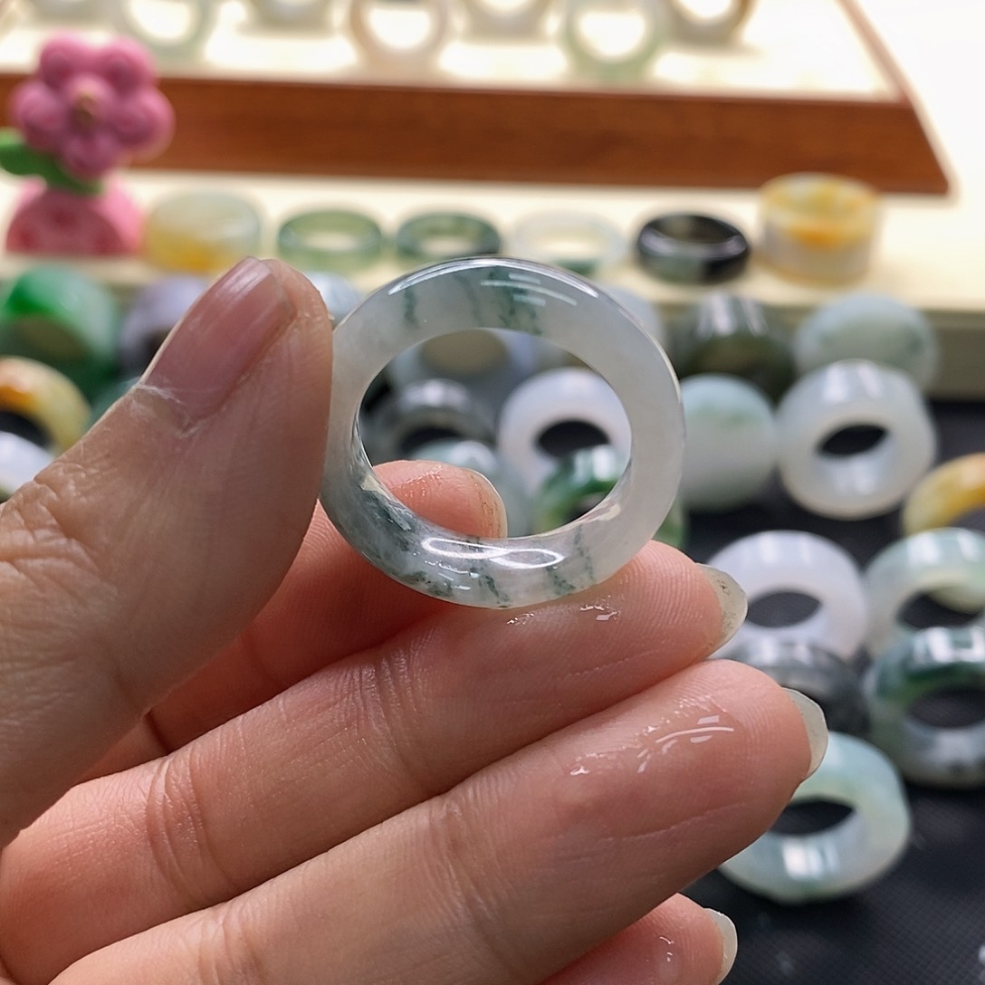 定制翡翠未镶嵌中****者翡翠