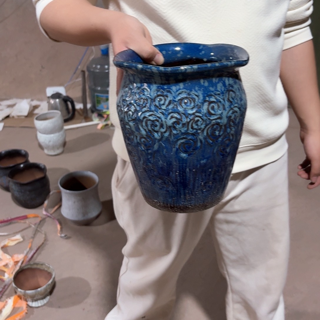 红陶口18高22一个