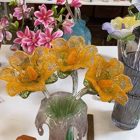 百合花高43厘米宽10厘米