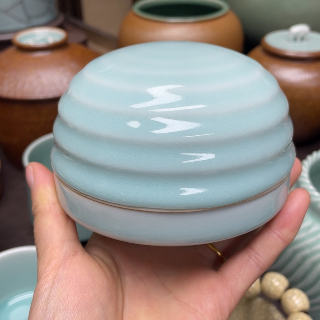 福利青瓷杯子微瑕