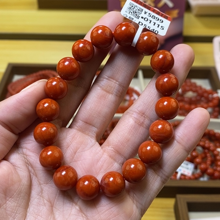 未镶嵌卡11+南红玛瑙