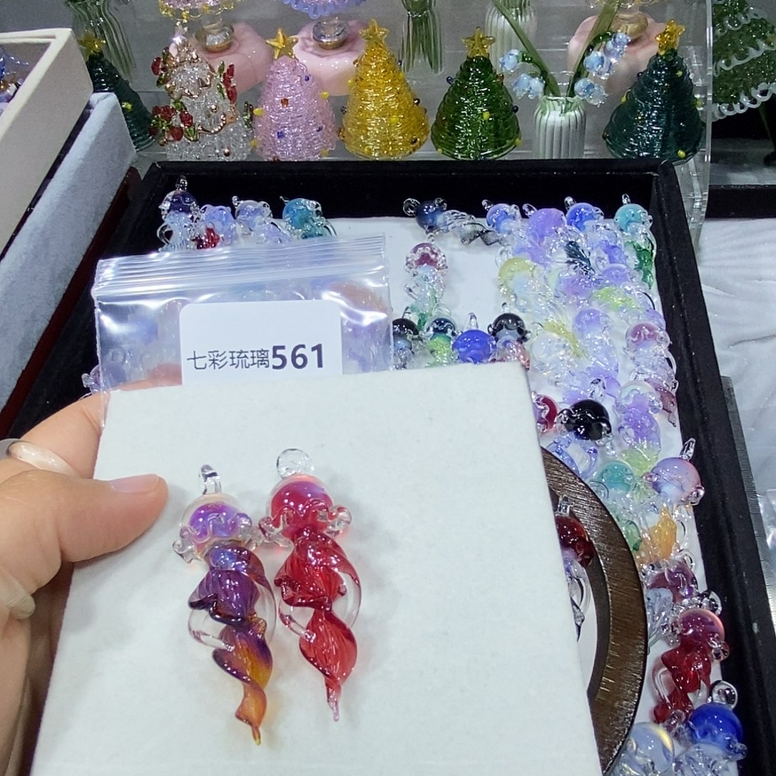 鲸***落吊坠（不含链）玻璃561水母两个