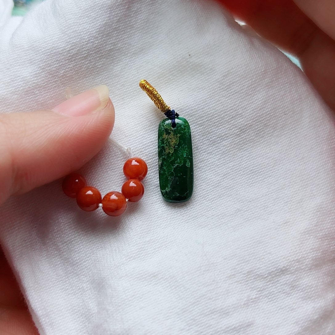 未镶嵌南红玛瑙珠宝奇石