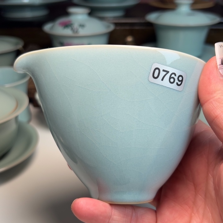 瓷片微瑕哈哈哈哈哈