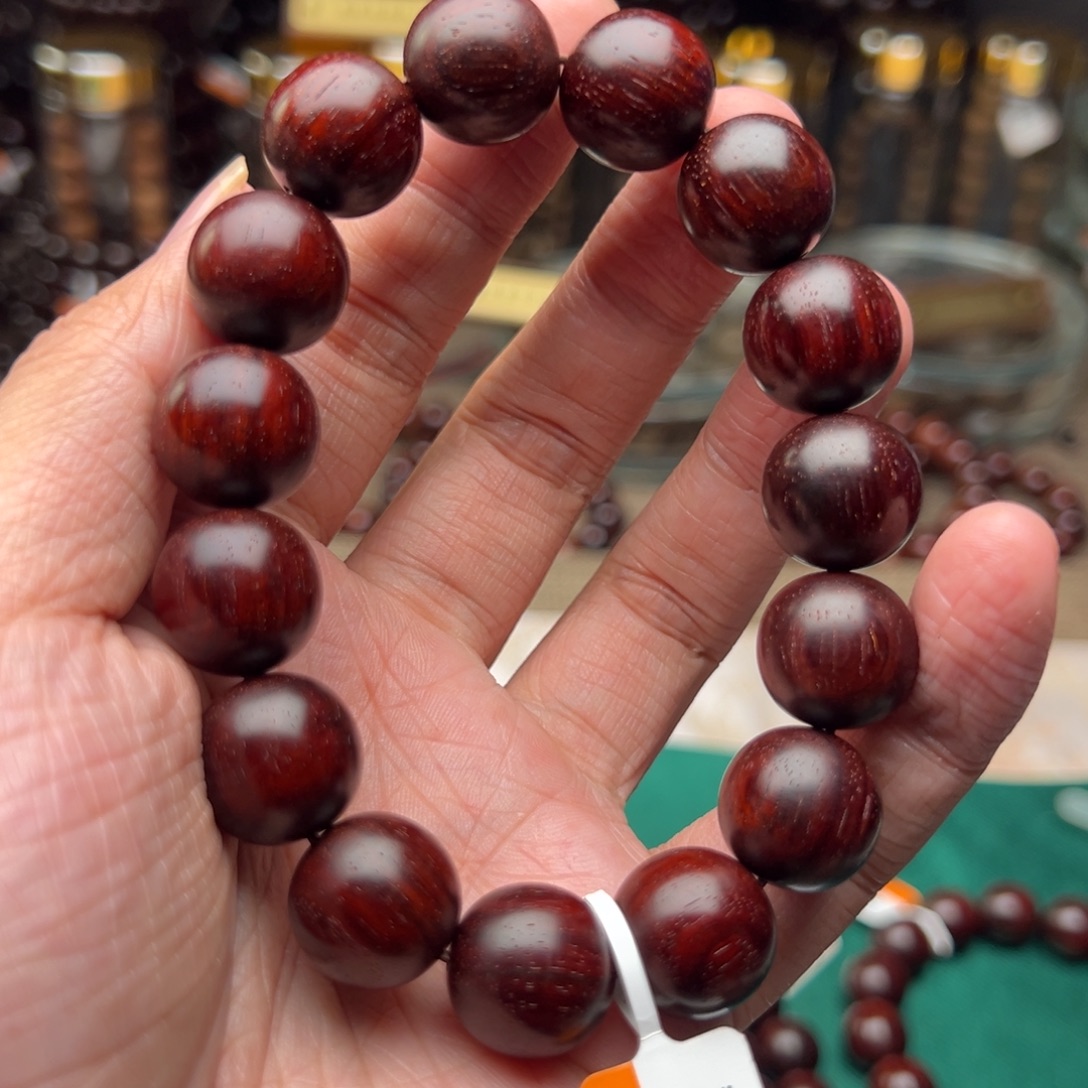 手串/手链檀香紫檀（小叶紫檀）1.5原汁原味带星特价款