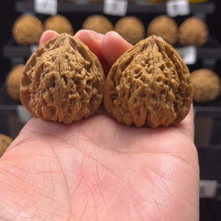 二***哥文玩核桃吊坠核桃