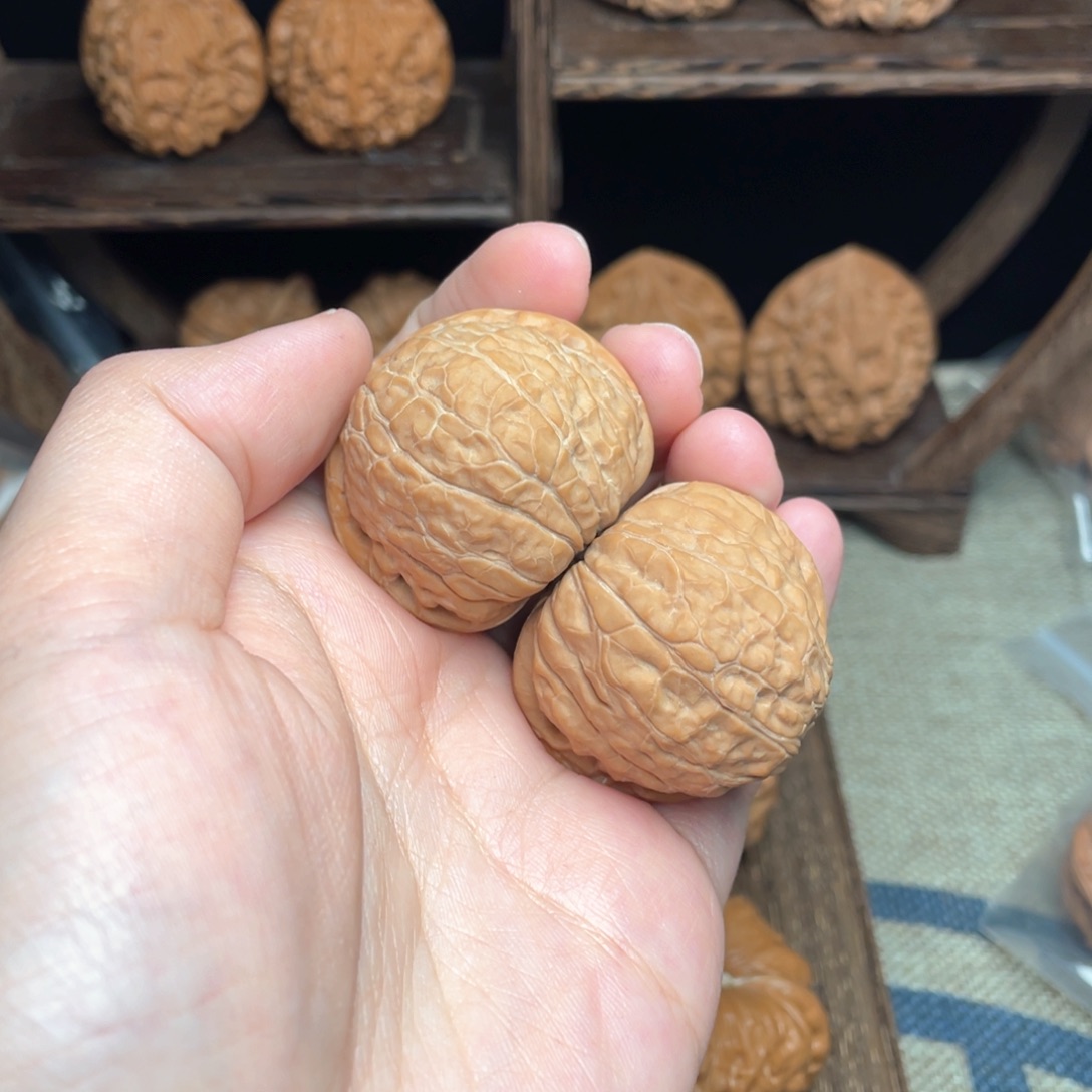文玩核桃把件精****?37南瓜墩