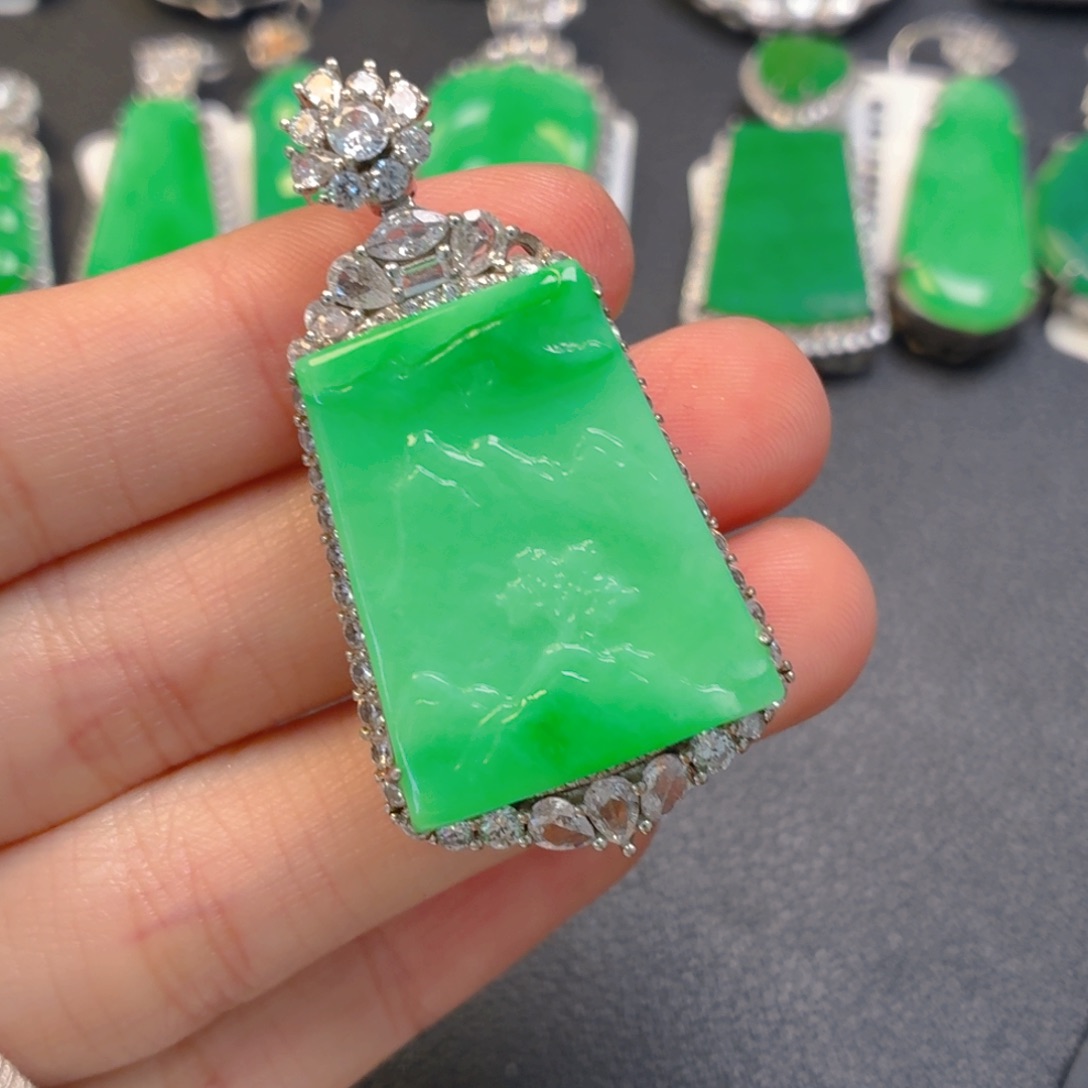 翡翠银S925镶嵌颈饰