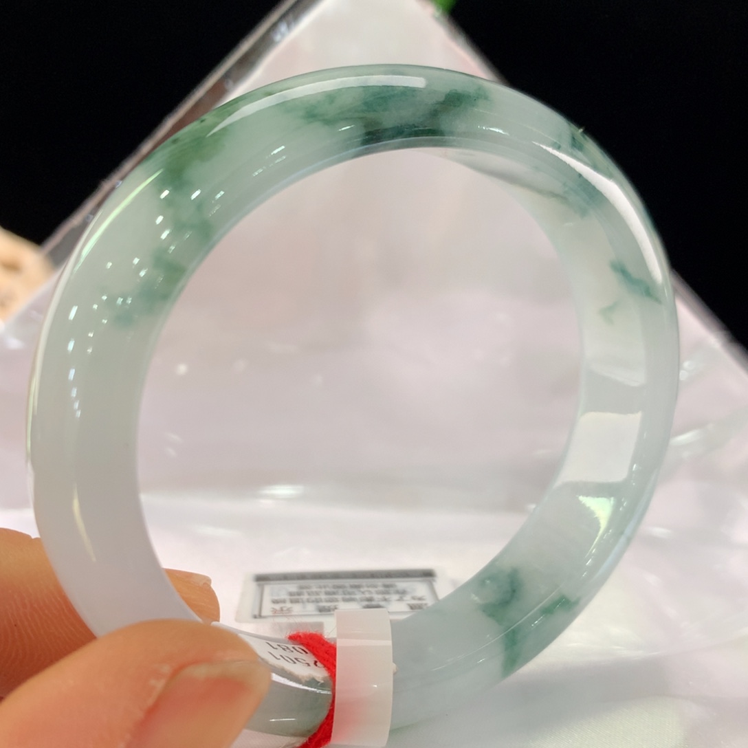 翡翠手镯未镶嵌贵妃1081