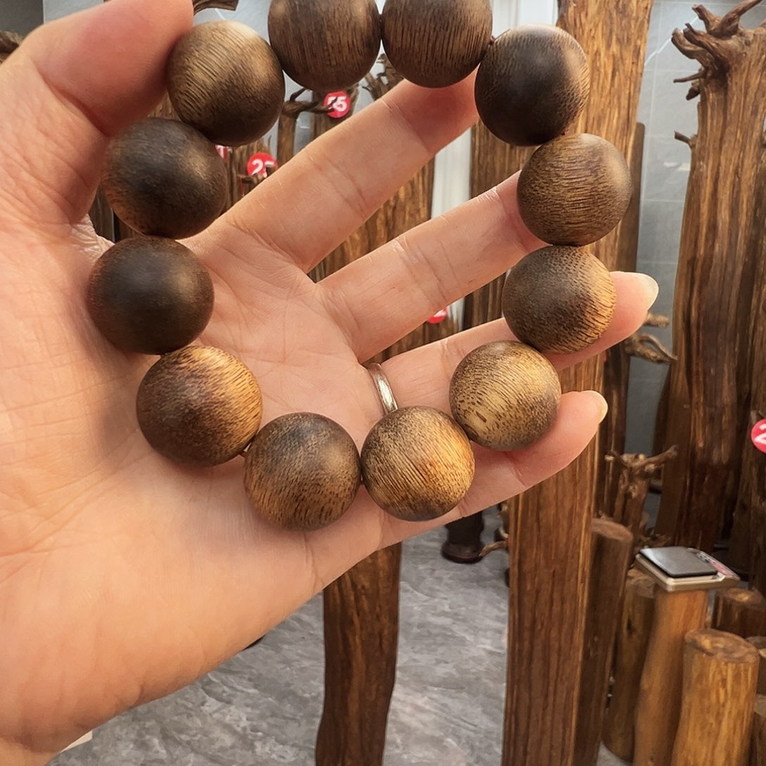 城***人沉香碎屑沉香沉香原料2.0