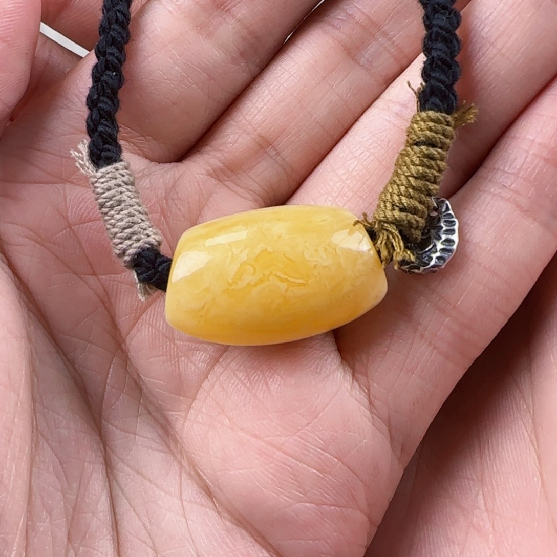 琥珀裸石未镶嵌蜜蜡