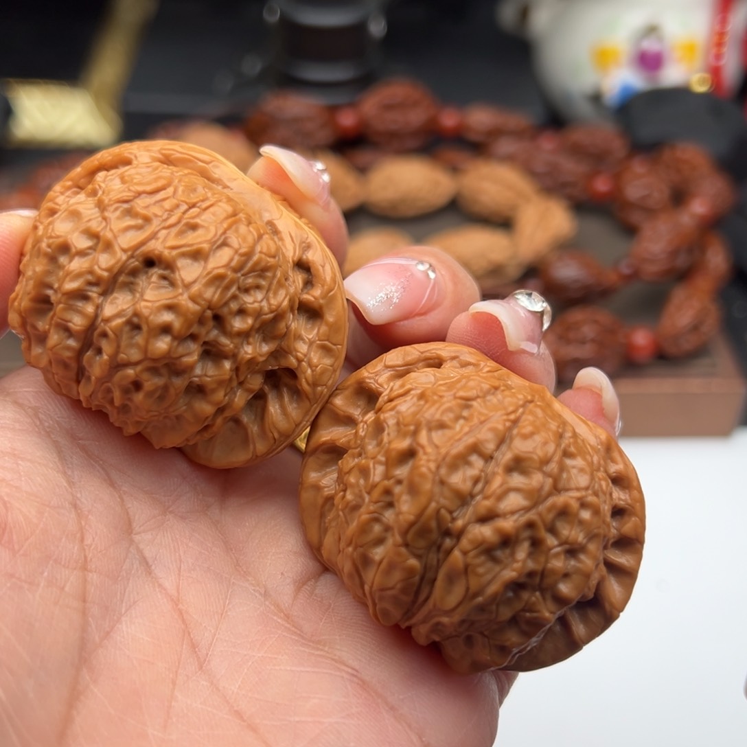 文玩核桃把件血麒麟43