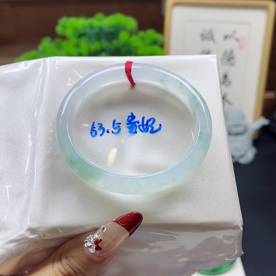 翡翠手镯未镶嵌一*链接99