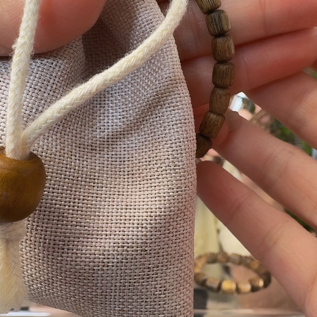 沉香枕沉香奇楠沉香随型乌身