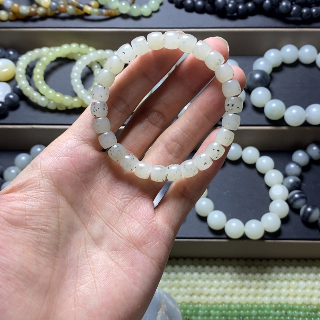 和田玉未镶嵌手链