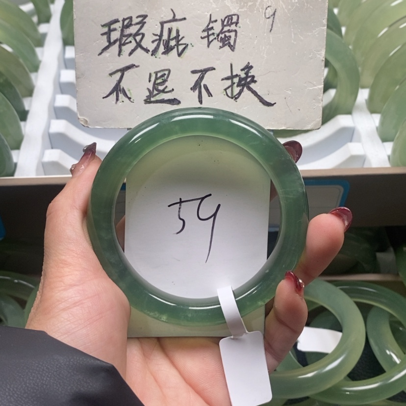【闪购商品】蛇纹石玉手镯未镶嵌