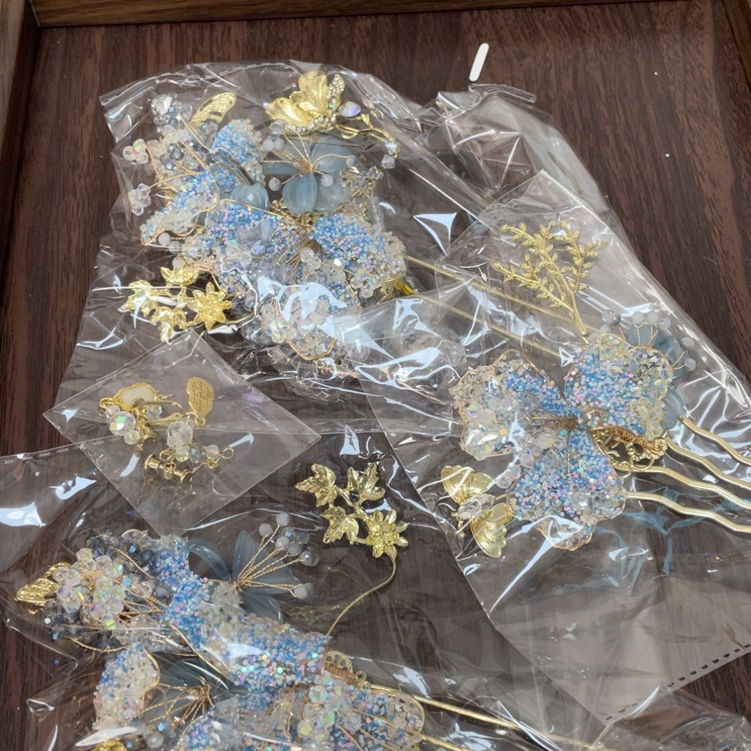 混合材质新娘头饰默认微瑕不退换