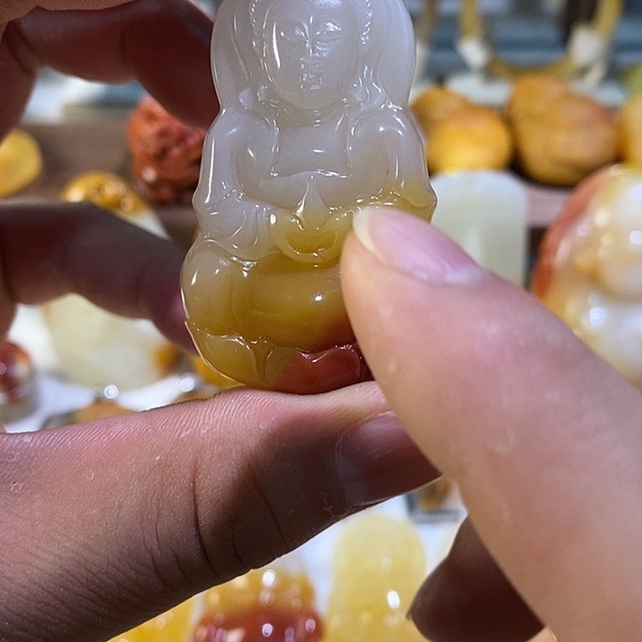 石英质玉（黄龙玉）未镶嵌吊坠(不含链)观音挂件