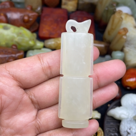 蛇纹石玉未镶嵌颈饰17