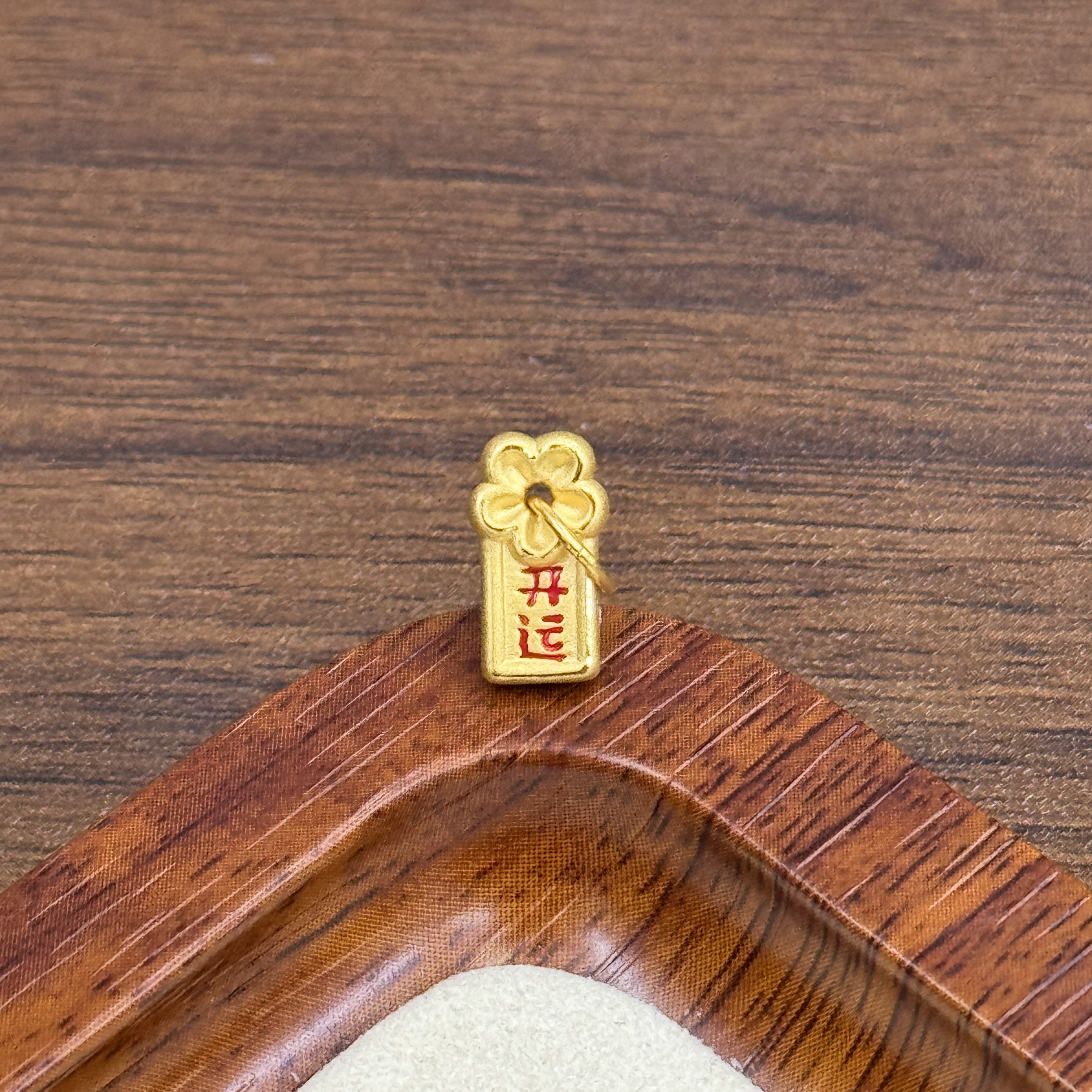 黄金足金999桃花开运牌DP2273-0730