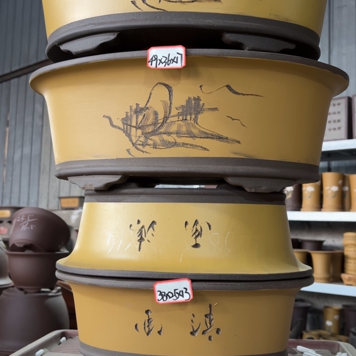 花盆紫砂168-4。            