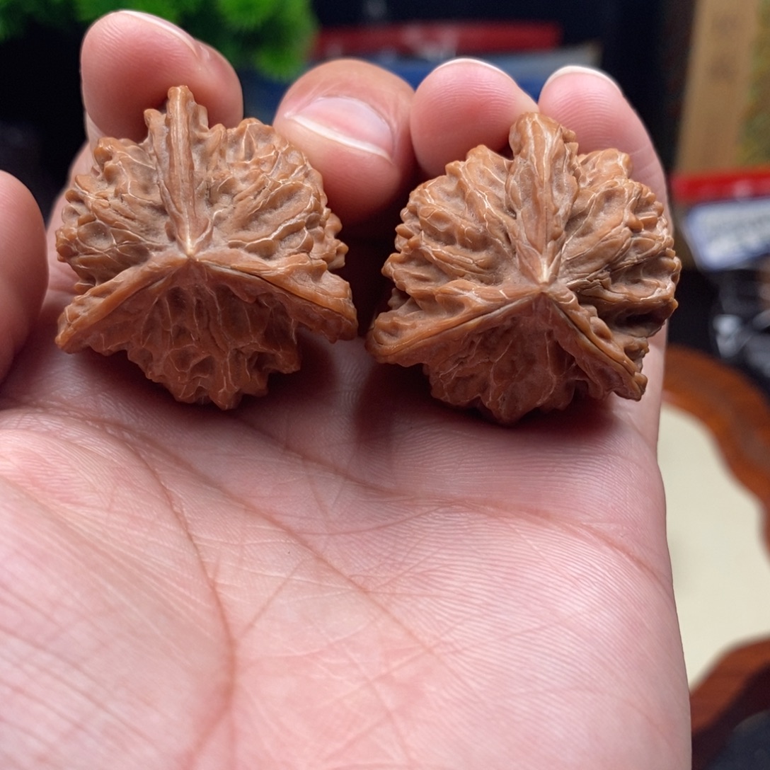 把件文玩核桃盘山三棱36