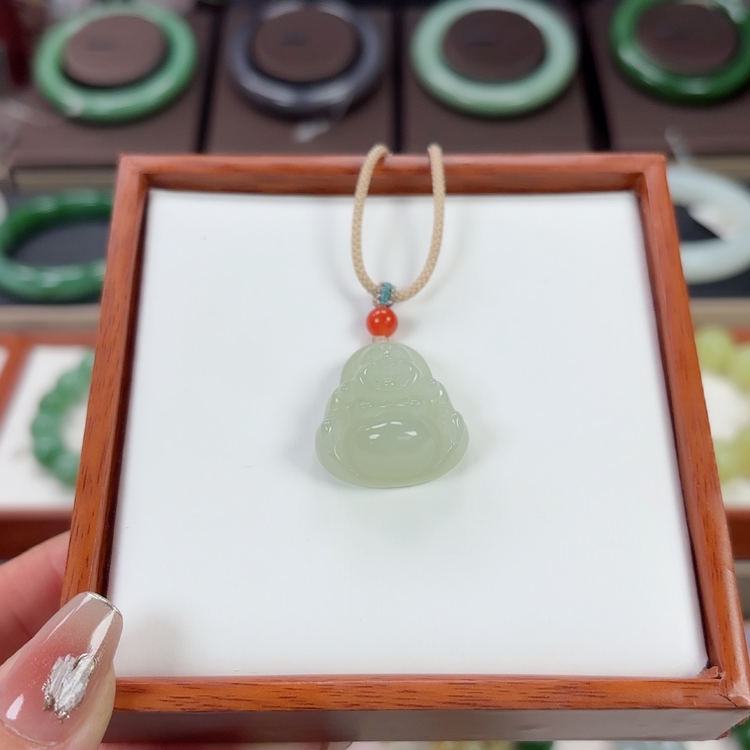 和田玉吊坠未镶嵌