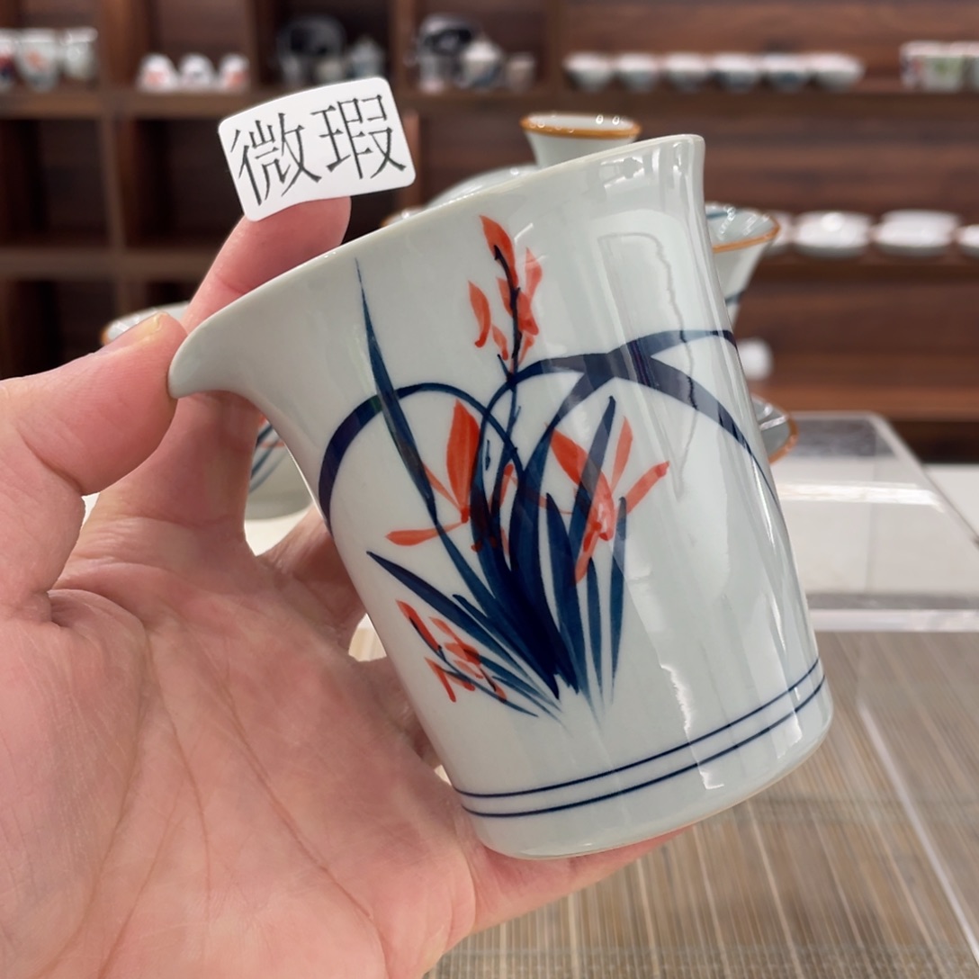 釉下手绘茶具微瑕