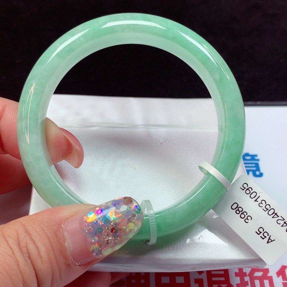 【闪购商品】翡翠手镯未镶嵌天然翡翠手镯55