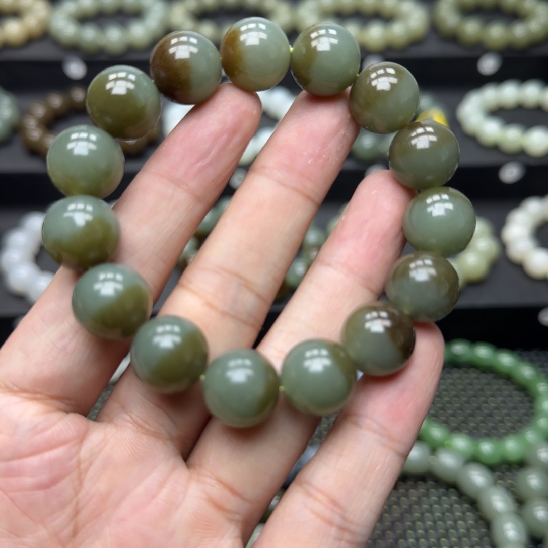 和田玉手链未镶嵌幸**生聚宝盆