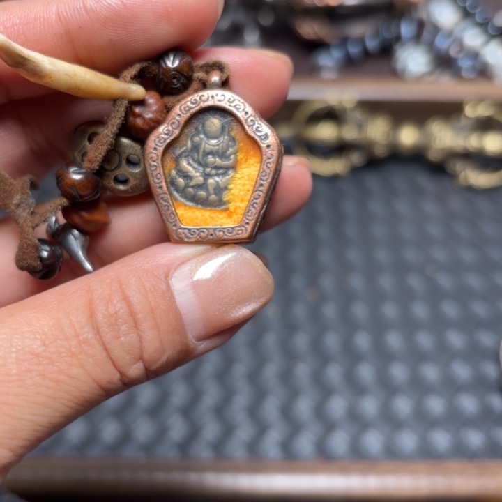 颈饰玻璃藏传喜马拉雅