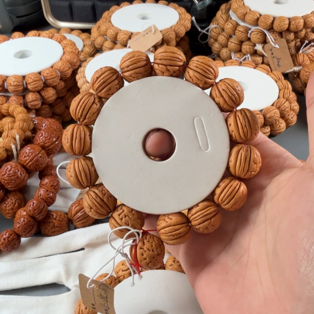 勇***勇桃核手串18盘锦肌肉纹