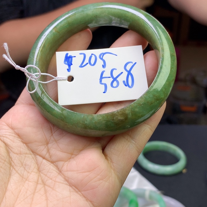未镶嵌手镯翡翠205