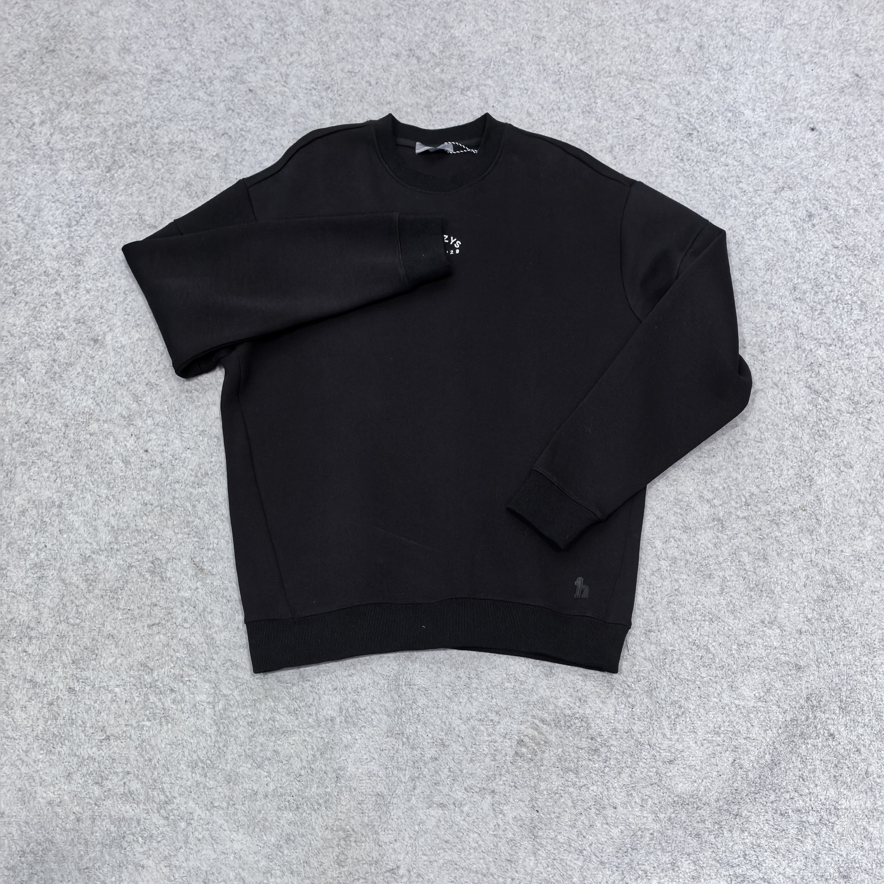 B02-21713-HAZ春秋款时尚复古背面立体刺绣印花宽松百搭圆领卫衣