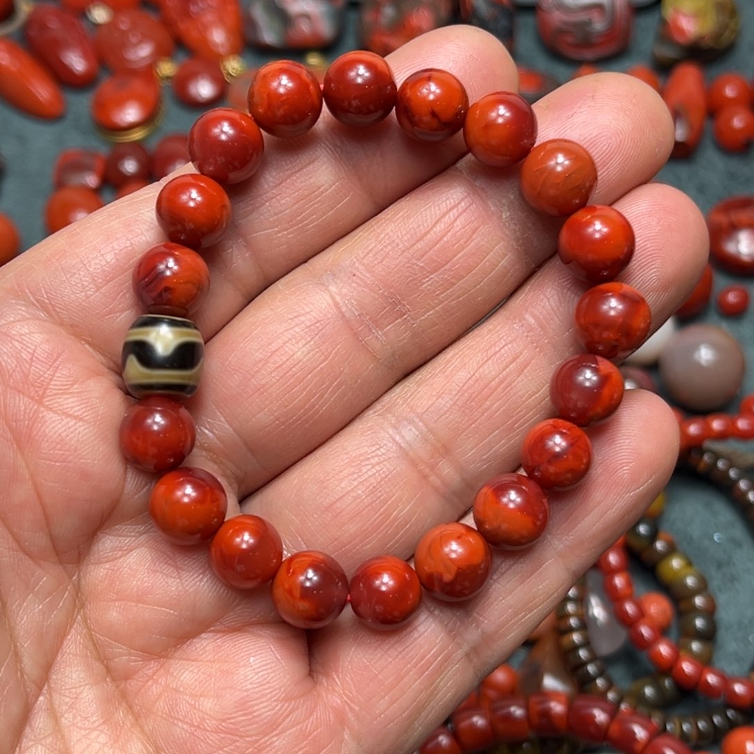 南红玛瑙未镶嵌颈饰