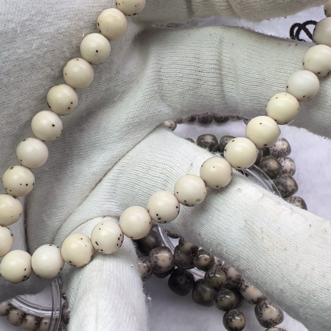 吊坠星月菩提骨瓷白龙蛋半壁