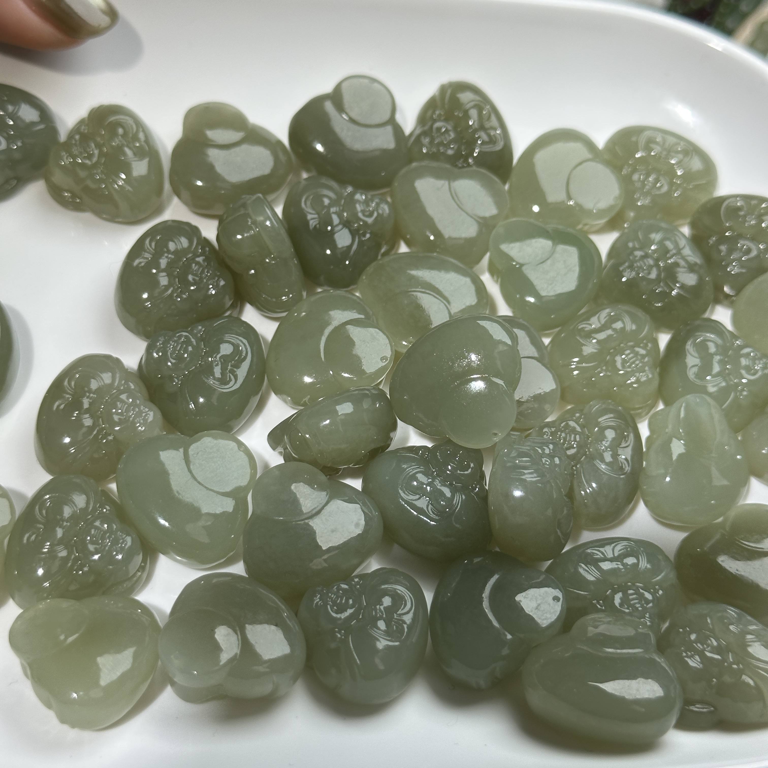 【M52】和田玉抱抱佛多样性发其一